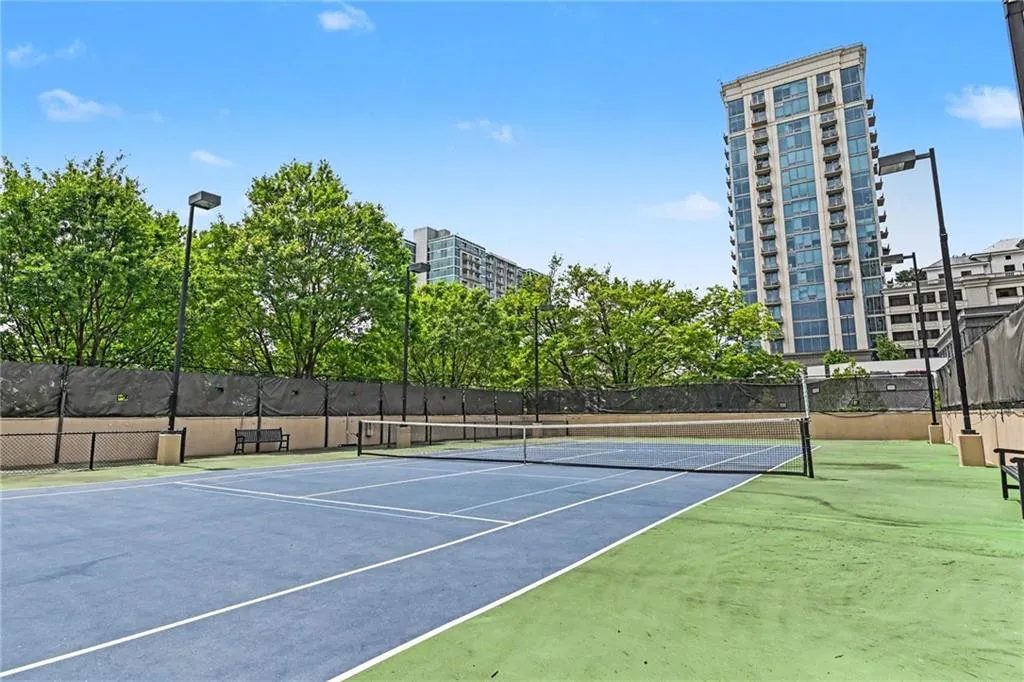 325 E Paces Ferry Road Ne Unit 1511, Atlanta, Georgia 30305, 2 Bedrooms Bedrooms, 0 ,2 BathroomsBathrooms,Residential,For Sale,325 E Paces Ferry Road Ne Unit 1511,7769528