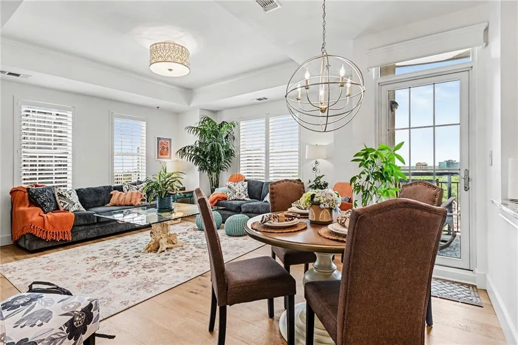 325 E Paces Ferry Road Ne Unit 1511, Atlanta, Georgia 30305, 2 Bedrooms Bedrooms, 0 ,2 BathroomsBathrooms,Residential,For Sale,325 E Paces Ferry Road Ne Unit 1511,7769528