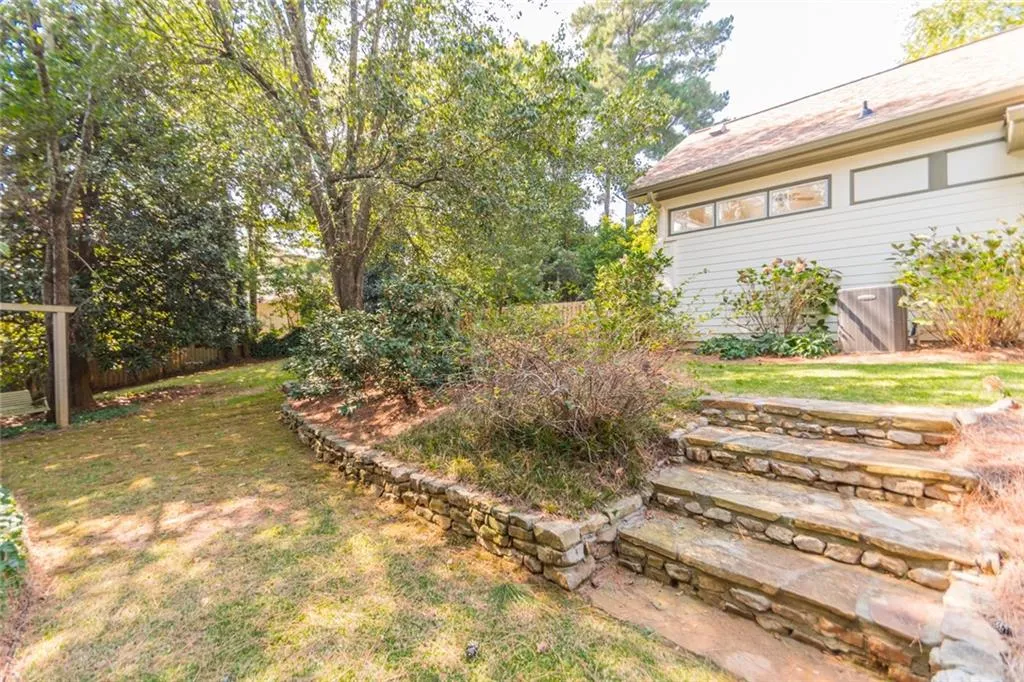 84 Mount Paran Road Nw, Sandy Springs, Georgia 30327, 3 Bedrooms Bedrooms, ,3 BathroomsBathrooms,Residential,Sold,84 Mount Paran Road Nw,6626940