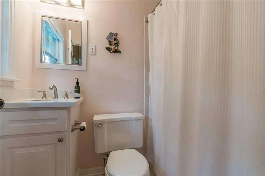 84 Mount Paran Road Nw, Sandy Springs, Georgia 30327, 3 Bedrooms Bedrooms, ,3 BathroomsBathrooms,Residential,Sold,84 Mount Paran Road Nw,6626940