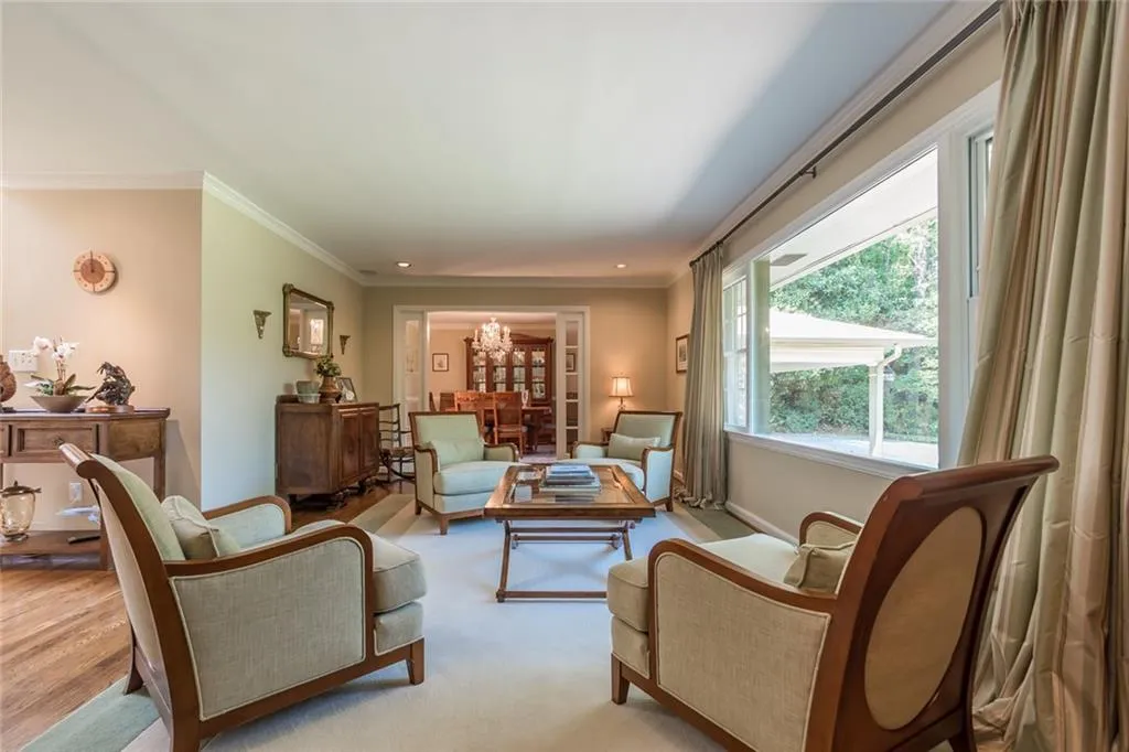 84 Mount Paran Road Nw, Sandy Springs, Georgia 30327, 3 Bedrooms Bedrooms, ,3 BathroomsBathrooms,Residential,Sold,84 Mount Paran Road Nw,6626940