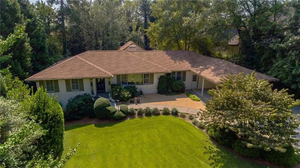 84 Mount Paran Road Nw, Sandy Springs, Georgia 30327, 3 Bedrooms Bedrooms, ,3 BathroomsBathrooms,Residential,Sold,84 Mount Paran Road Nw,6626940