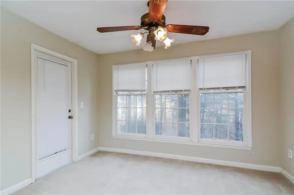 800 Camden Court, Atlanta, Georgia 30327, 2 Bedrooms Bedrooms, ,2 BathroomsBathrooms,Residential,Sold,800 Camden Court,5635297