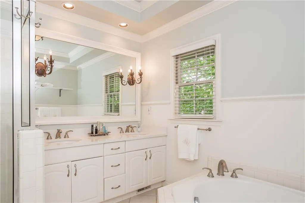 495 Pine Forest Road, Atlanta, Georgia 30342, 4 Bedrooms Bedrooms, ,3 BathroomsBathrooms,Residential,Sold,495 Pine Forest Road,5842502
