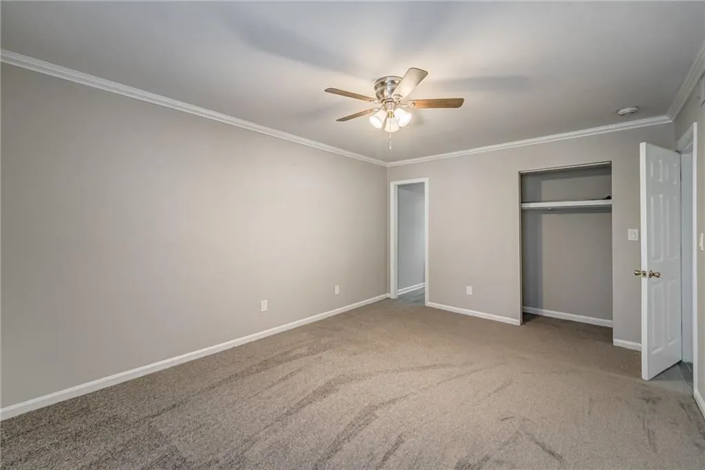 725 Dalrymple Road Unit 5a, Sandy Springs, Georgia 30328, 2 Bedrooms Bedrooms, ,2 BathroomsBathrooms,Residential,Sold,725 Dalrymple Road Unit 5a,6977257