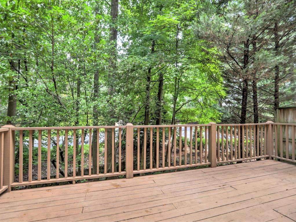 380 The Chace, Sandy Springs, Georgia 30328, 4 Bedrooms Bedrooms, ,4 BathroomsBathrooms,Residential,Sold,380 The Chace,7284479