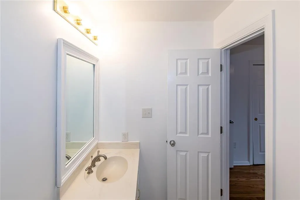 7 Westfair Court, Sandy Springs, Georgia 30328, 3 Bedrooms Bedrooms, ,2 BathroomsBathrooms,Residential,Sold,7 Westfair Court,6991790