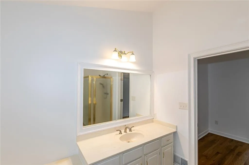 7 Westfair Court, Sandy Springs, Georgia 30328, 3 Bedrooms Bedrooms, ,2 BathroomsBathrooms,Residential,Sold,7 Westfair Court,6991790