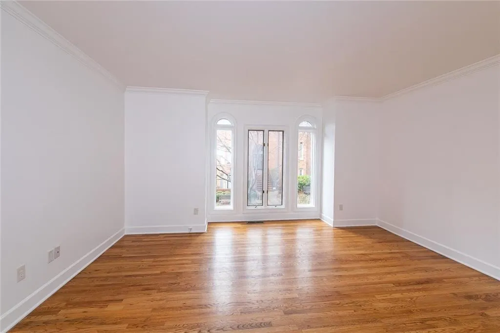 7 Westfair Court, Sandy Springs, Georgia 30328, 3 Bedrooms Bedrooms, ,2 BathroomsBathrooms,Residential,Sold,7 Westfair Court,6991790