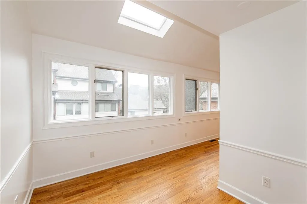 7 Westfair Court, Sandy Springs, Georgia 30328, 3 Bedrooms Bedrooms, ,2 BathroomsBathrooms,Residential,Sold,7 Westfair Court,6991790