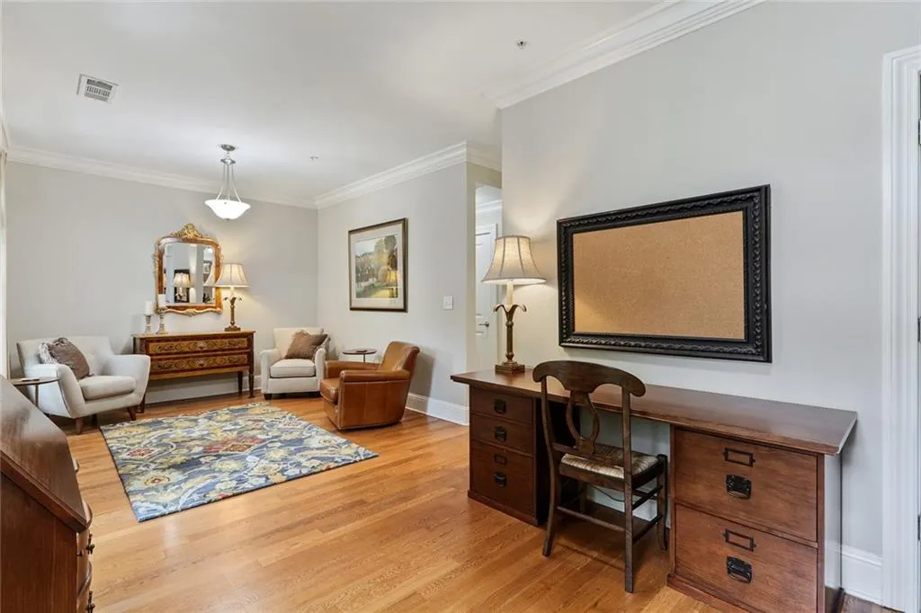 242 Le Gran Bend Unit 242, Atlanta, Georgia 30328, 3 Bedrooms Bedrooms, ,2 BathroomsBathrooms,Residential,Sold,242 Le Gran Bend Unit 242,6763383