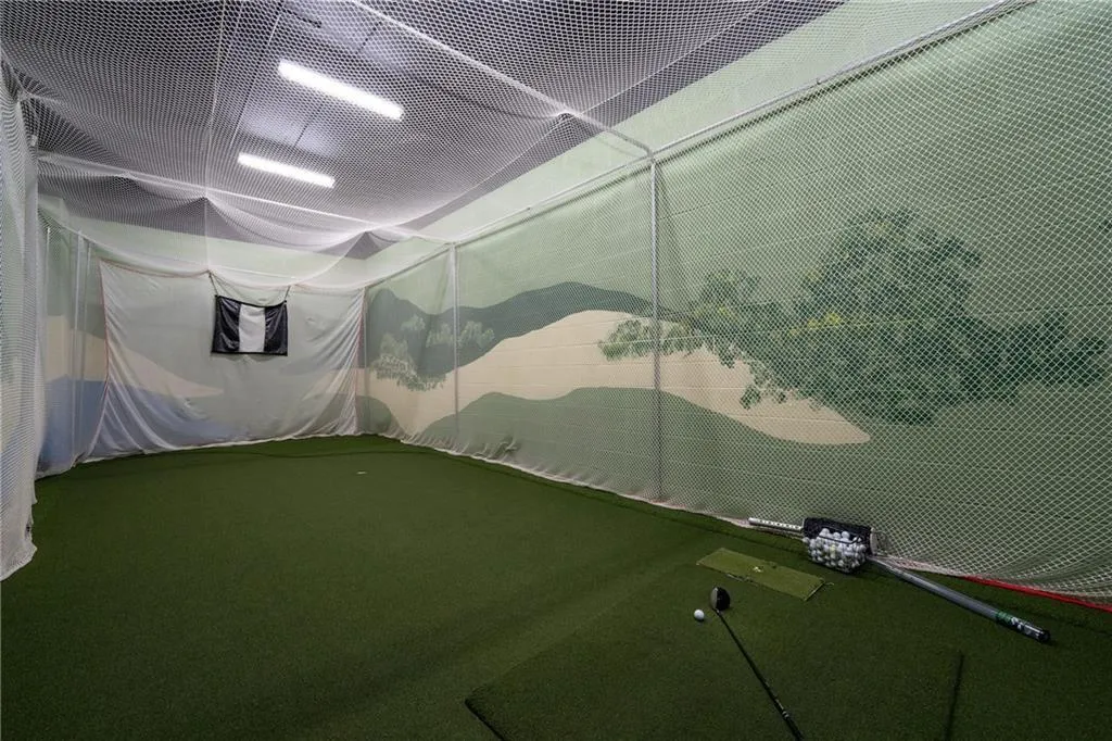 Indoor Golf Course