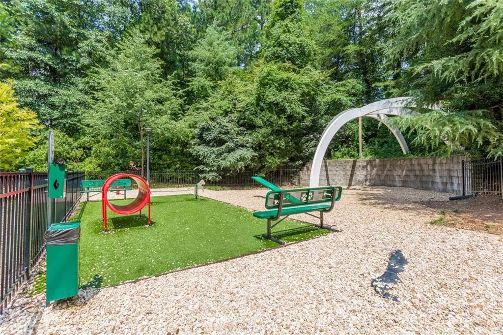 795 Hammond Drive Unit 1211, Atlanta, Georgia 30328, 1 Bedroom Bedrooms, ,1 BathroomBathrooms,Residential,Sold,795 Hammond Drive Unit 1211,6920171