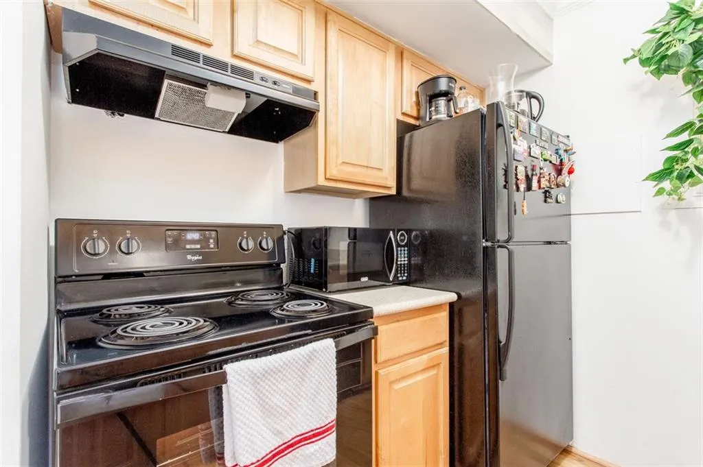 795 Hammond Drive Unit 1211, Atlanta, Georgia 30328, 1 Bedroom Bedrooms, ,1 BathroomBathrooms,Residential,Sold,795 Hammond Drive Unit 1211,6920171