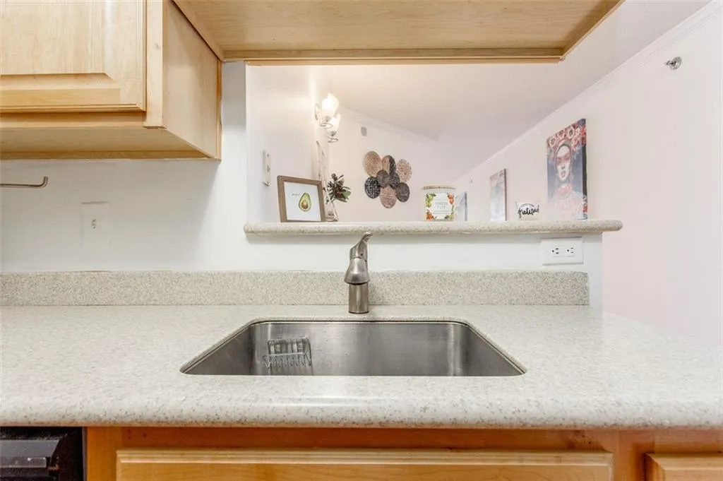 795 Hammond Drive Unit 1211, Atlanta, Georgia 30328, 1 Bedroom Bedrooms, ,1 BathroomBathrooms,Residential,Sold,795 Hammond Drive Unit 1211,6920171