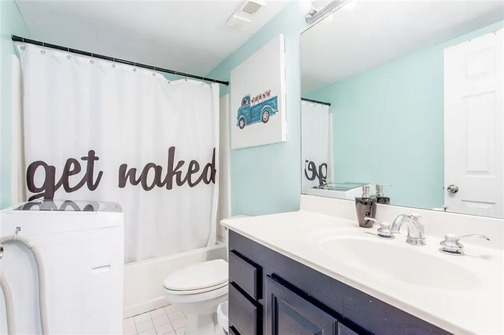 795 Hammond Drive Unit 1211, Atlanta, Georgia 30328, 1 Bedroom Bedrooms, ,1 BathroomBathrooms,Residential,Sold,795 Hammond Drive Unit 1211,6920171