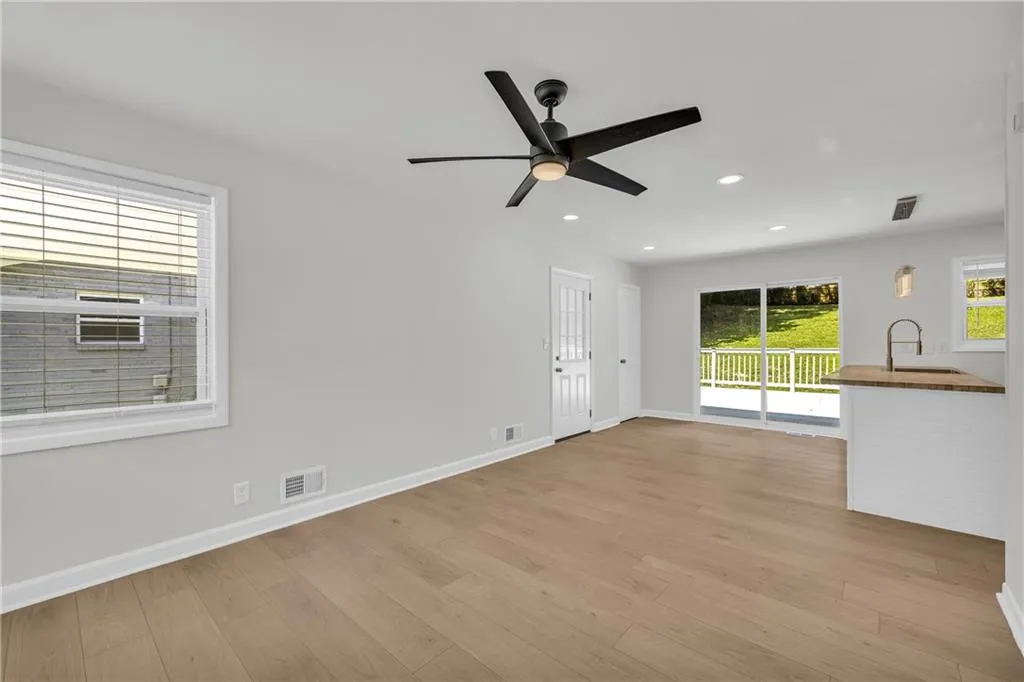 2048 Claude Street Nw, Atlanta, Georgia 30318, 3 Bedrooms Bedrooms, ,1 BathroomBathrooms,Residential,For Sale,2048 Claude Street Nw,7613329