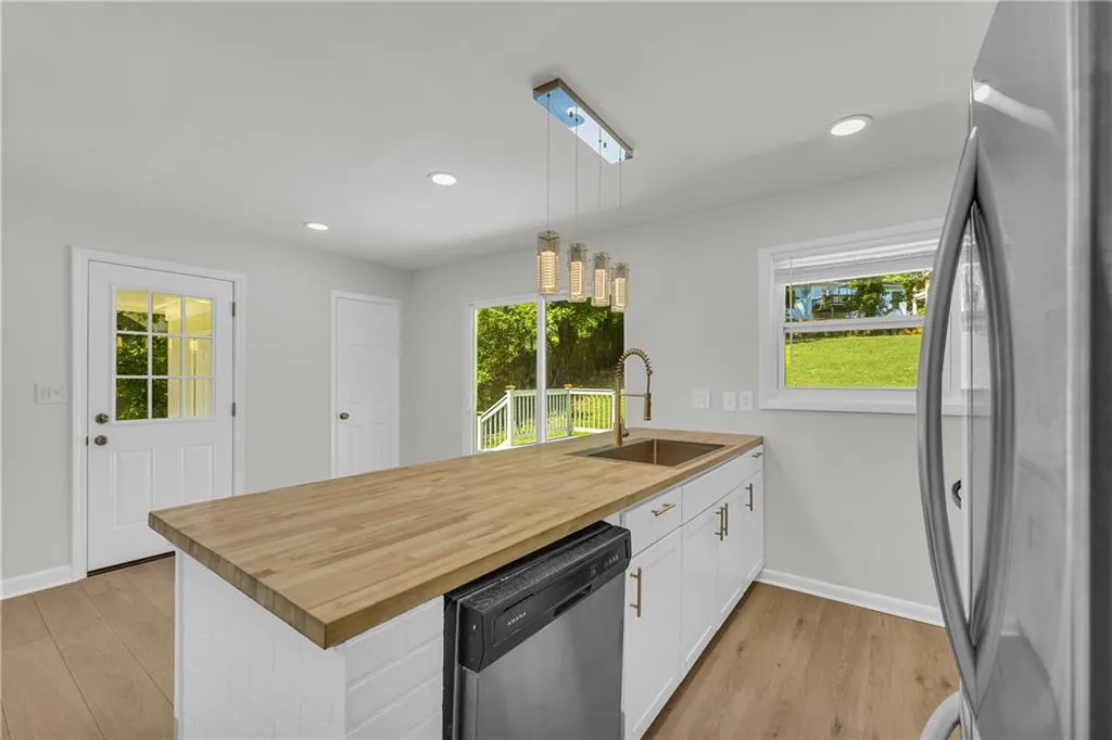 2048 Claude Street Nw, Atlanta, Georgia 30318, 3 Bedrooms Bedrooms, ,1 BathroomBathrooms,Residential,For Sale,2048 Claude Street Nw,7613329