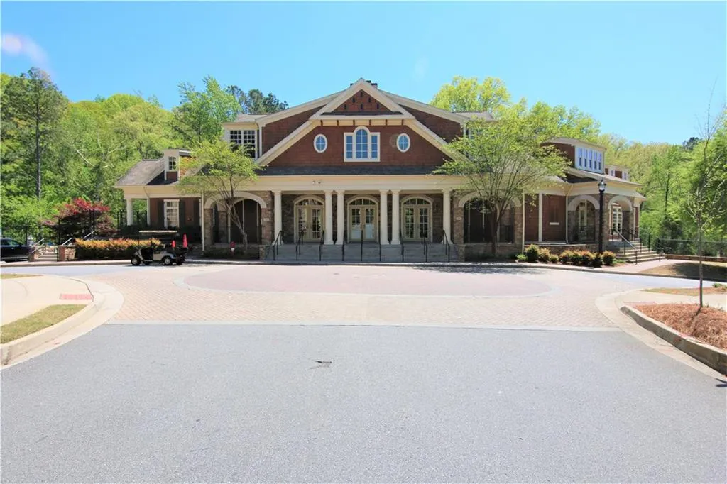 200 River Vista Drive Unit 119, Atlanta, Georgia 30339, 2 Bedrooms Bedrooms, ,2 BathroomsBathrooms,Residential,Sold,200 River Vista Drive Unit 119,5997446