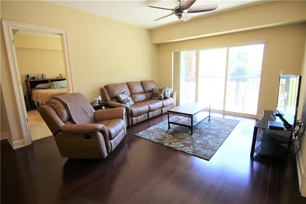 200 River Vista Drive Unit 119, Atlanta, Georgia 30339, 2 Bedrooms Bedrooms, ,2 BathroomsBathrooms,Residential,Sold,200 River Vista Drive Unit 119,5997446