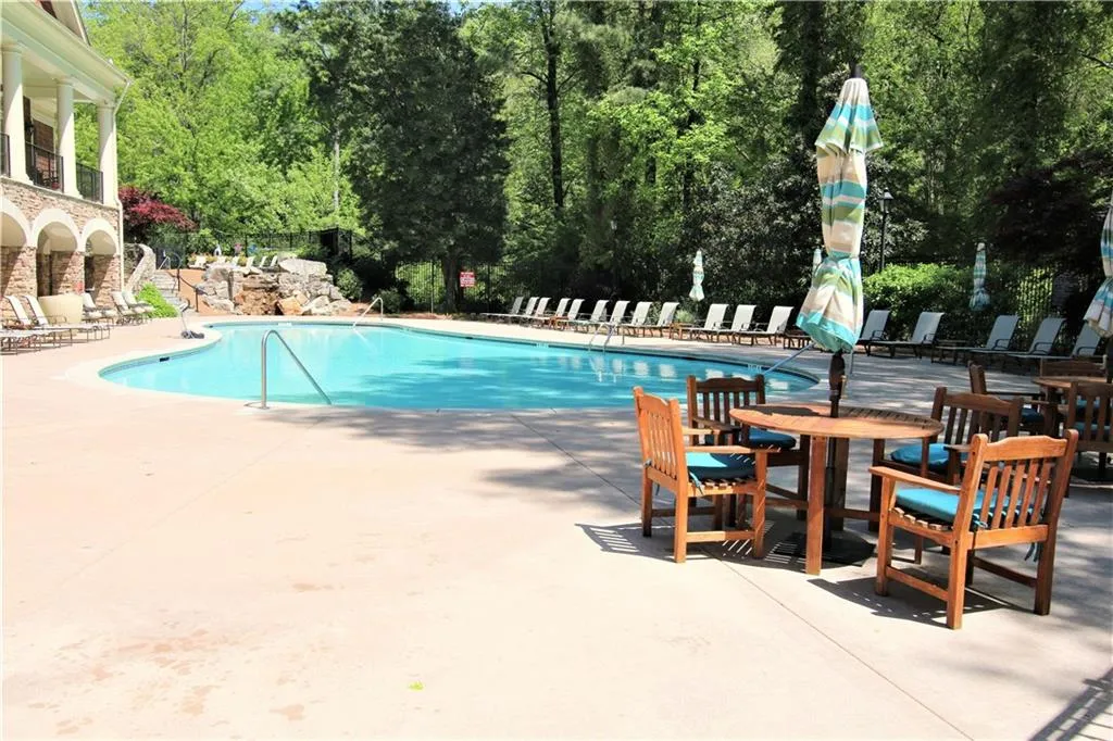 200 River Vista Drive Unit 119, Atlanta, Georgia 30339, 2 Bedrooms Bedrooms, ,2 BathroomsBathrooms,Residential,Sold,200 River Vista Drive Unit 119,5997446