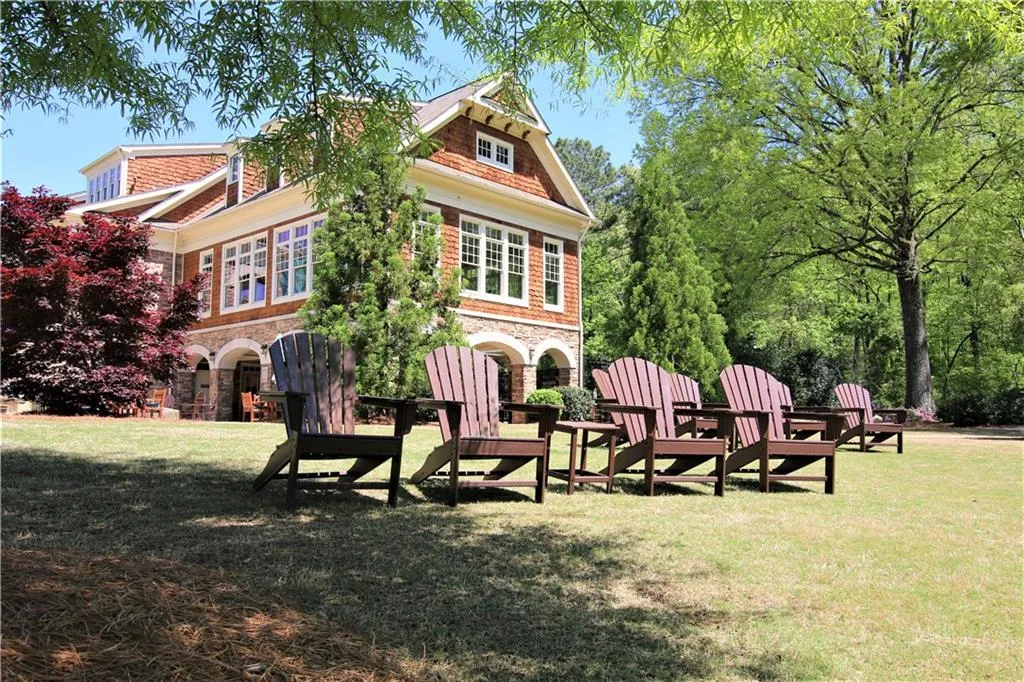 200 River Vista Drive Unit 119, Atlanta, Georgia 30339, 2 Bedrooms Bedrooms, ,2 BathroomsBathrooms,Residential,Sold,200 River Vista Drive Unit 119,5997446