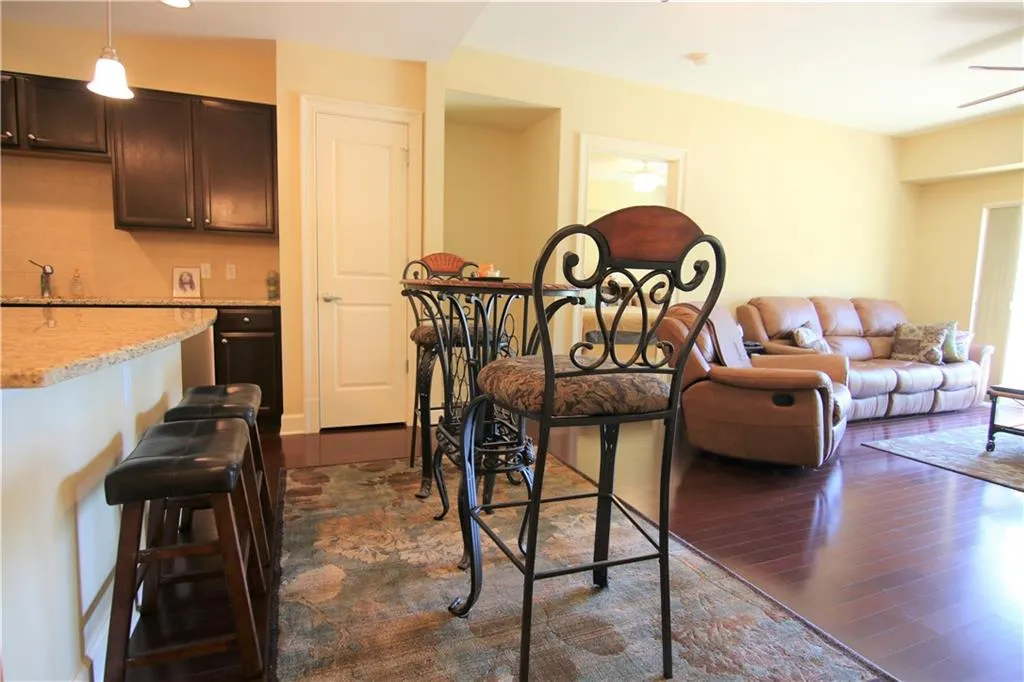 200 River Vista Drive Unit 119, Atlanta, Georgia 30339, 2 Bedrooms Bedrooms, ,2 BathroomsBathrooms,Residential,Sold,200 River Vista Drive Unit 119,5997446