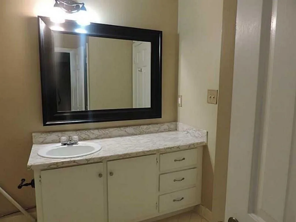 320 Winding River Drive Unit A, Sandy Springs, Georgia 30350, 2 Bedrooms Bedrooms, ,2 BathroomsBathrooms,Residential,Sold,320 Winding River Drive Unit A,6085488
