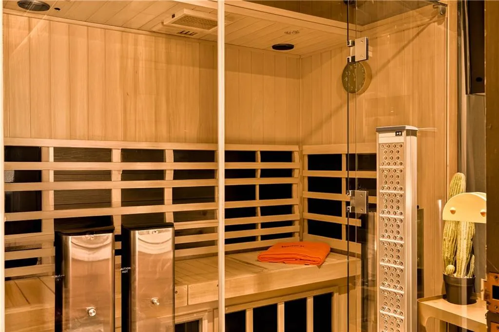 1640 Winterthur Close Nw, Atlanta, Georgia 30328, 5 Bedrooms Bedrooms, ,3 BathroomsBathrooms,Residential,For Sale,1640 Winterthur Close Nw,7735738