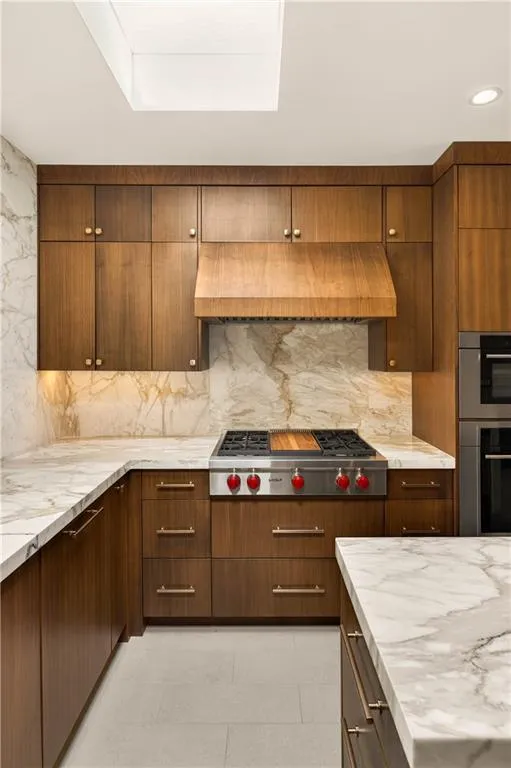 1640 Winterthur Close Nw, Atlanta, Georgia 30328, 5 Bedrooms Bedrooms, ,3 BathroomsBathrooms,Residential,For Sale,1640 Winterthur Close Nw,7735738