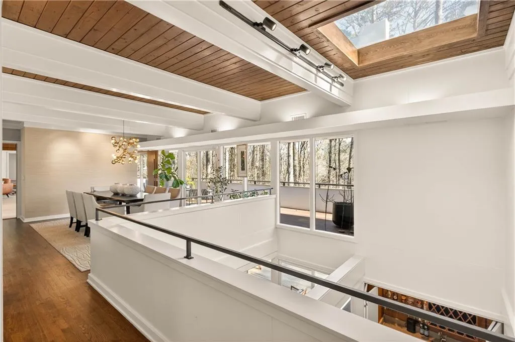 1640 Winterthur Close Nw, Atlanta, Georgia 30328, 5 Bedrooms Bedrooms, ,3 BathroomsBathrooms,Residential,For Sale,1640 Winterthur Close Nw,7735738