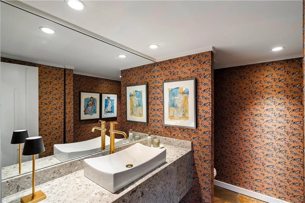 1640 Winterthur Close Nw, Atlanta, Georgia 30328, 5 Bedrooms Bedrooms, ,3 BathroomsBathrooms,Residential,For Sale,1640 Winterthur Close Nw,7735738