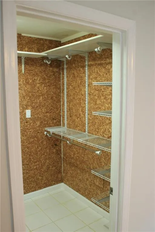 5400 Roswell Road Unit C4, Sandy Springs, Georgia 30342, 1 Bedroom Bedrooms, ,1 BathroomBathrooms,Residential,Sold,5400 Roswell Road Unit C4,6056667