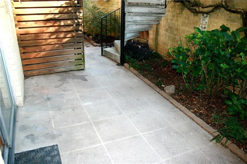 5400 Roswell Road Unit C4, Sandy Springs, Georgia 30342, 1 Bedroom Bedrooms, ,1 BathroomBathrooms,Residential,Sold,5400 Roswell Road Unit C4,6056667