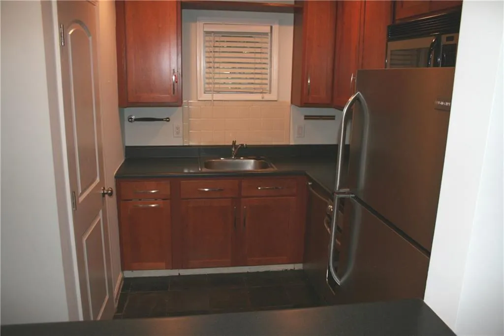 5400 Roswell Road Unit C4, Sandy Springs, Georgia 30342, 1 Bedroom Bedrooms, ,1 BathroomBathrooms,Residential,Sold,5400 Roswell Road Unit C4,6056667