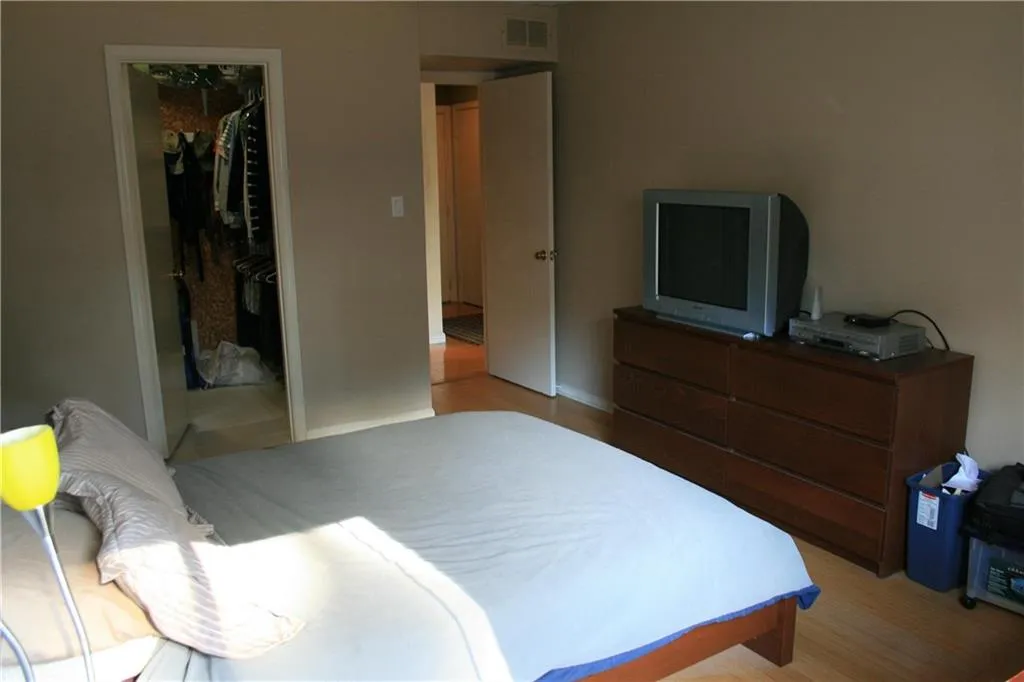 5400 Roswell Road Unit C4, Sandy Springs, Georgia 30342, 1 Bedroom Bedrooms, ,1 BathroomBathrooms,Residential,Sold,5400 Roswell Road Unit C4,6056667