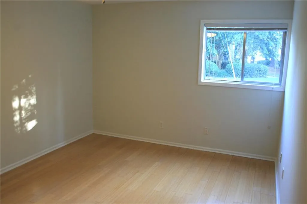 5400 Roswell Road Unit C4, Sandy Springs, Georgia 30342, 1 Bedroom Bedrooms, ,1 BathroomBathrooms,Residential,Sold,5400 Roswell Road Unit C4,6056667