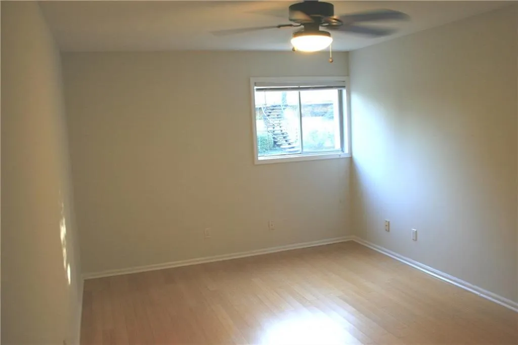 5400 Roswell Road Unit C4, Sandy Springs, Georgia 30342, 1 Bedroom Bedrooms, ,1 BathroomBathrooms,Residential,Sold,5400 Roswell Road Unit C4,6056667