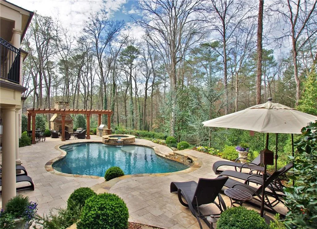 4704 Lake Forrest Drive, Atlanta, Georgia 30342, 6 Bedrooms Bedrooms, ,6 BathroomsBathrooms,Residential,Sold,4704 Lake Forrest Drive,5816422