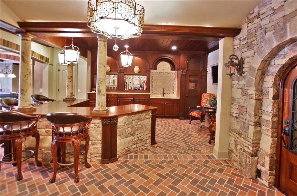 4704 Lake Forrest Drive, Atlanta, Georgia 30342, 6 Bedrooms Bedrooms, ,6 BathroomsBathrooms,Residential,Sold,4704 Lake Forrest Drive,5816422