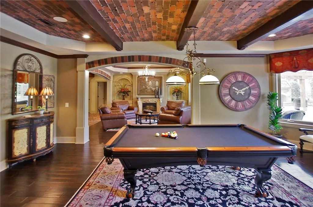 4704 Lake Forrest Drive, Atlanta, Georgia 30342, 6 Bedrooms Bedrooms, ,6 BathroomsBathrooms,Residential,Sold,4704 Lake Forrest Drive,5816422