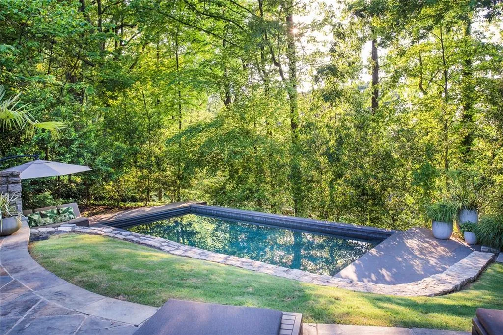 6390 Colewood Court, Atlanta, Georgia 30328, 5 Bedrooms Bedrooms, ,3 BathroomsBathrooms,Residential,Sold,6390 Colewood Court,6687257