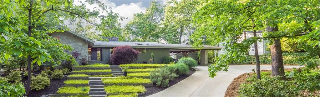 6390 Colewood Court, Atlanta, Georgia 30328, 5 Bedrooms Bedrooms, ,3 BathroomsBathrooms,Residential,Sold,6390 Colewood Court,6687257