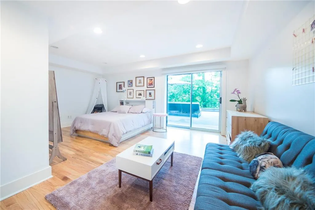 6390 Colewood Court, Atlanta, Georgia 30328, 5 Bedrooms Bedrooms, ,3 BathroomsBathrooms,Residential,Sold,6390 Colewood Court,6687257