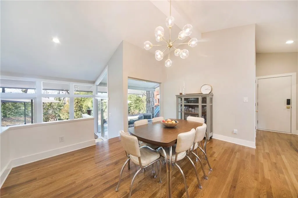 6390 Colewood Court, Atlanta, Georgia 30328, 5 Bedrooms Bedrooms, ,3 BathroomsBathrooms,Residential,Sold,6390 Colewood Court,6687257