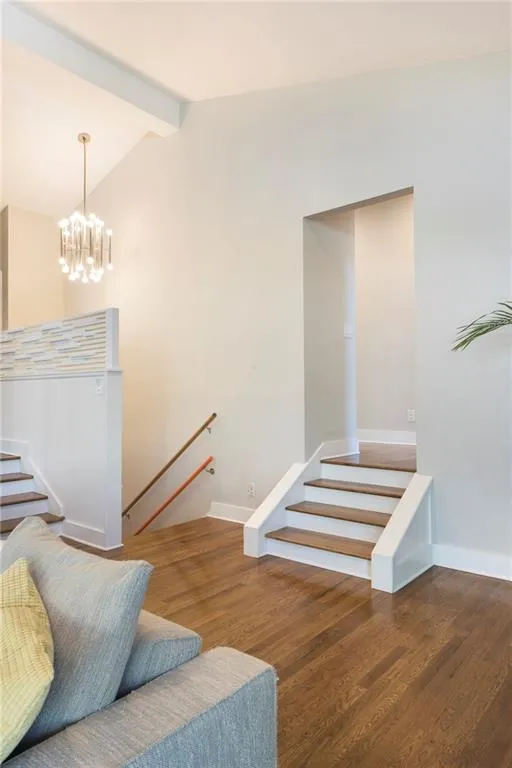 6390 Colewood Court, Atlanta, Georgia 30328, 5 Bedrooms Bedrooms, ,3 BathroomsBathrooms,Residential,Sold,6390 Colewood Court,6687257