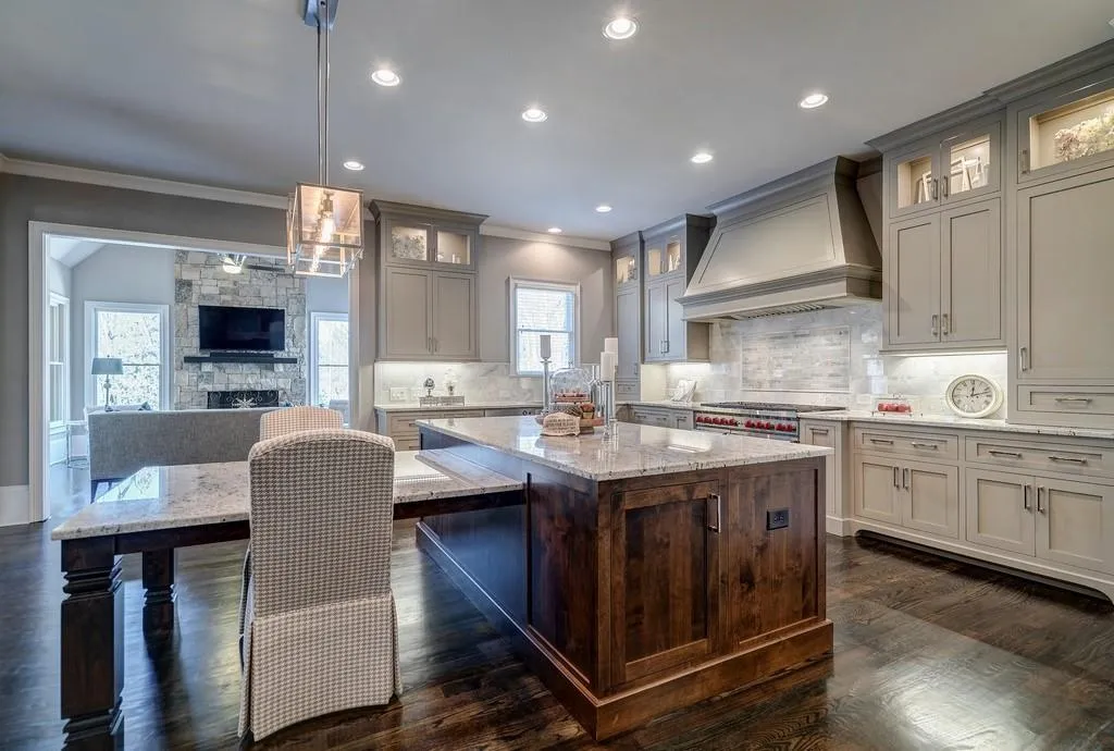 485 Belada Boulevard, Sandy Springs, Georgia 30342, 5 Bedrooms Bedrooms, ,5 BathroomsBathrooms,Residential,Sold,485 Belada Boulevard,6523220