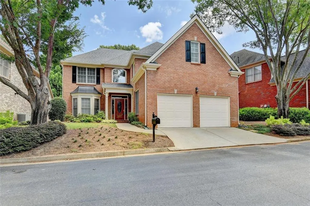 6350 Glen Oaks, Atlanta, Georgia 30328, 4 Bedrooms Bedrooms, ,4 BathroomsBathrooms,Residential,For Sale,6350 Glen Oaks,7632674