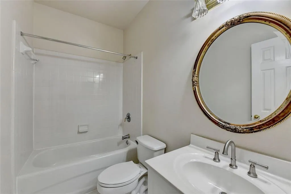 6350 Glen Oaks, Atlanta, Georgia 30328, 4 Bedrooms Bedrooms, ,4 BathroomsBathrooms,Residential,For Sale,6350 Glen Oaks,7632674