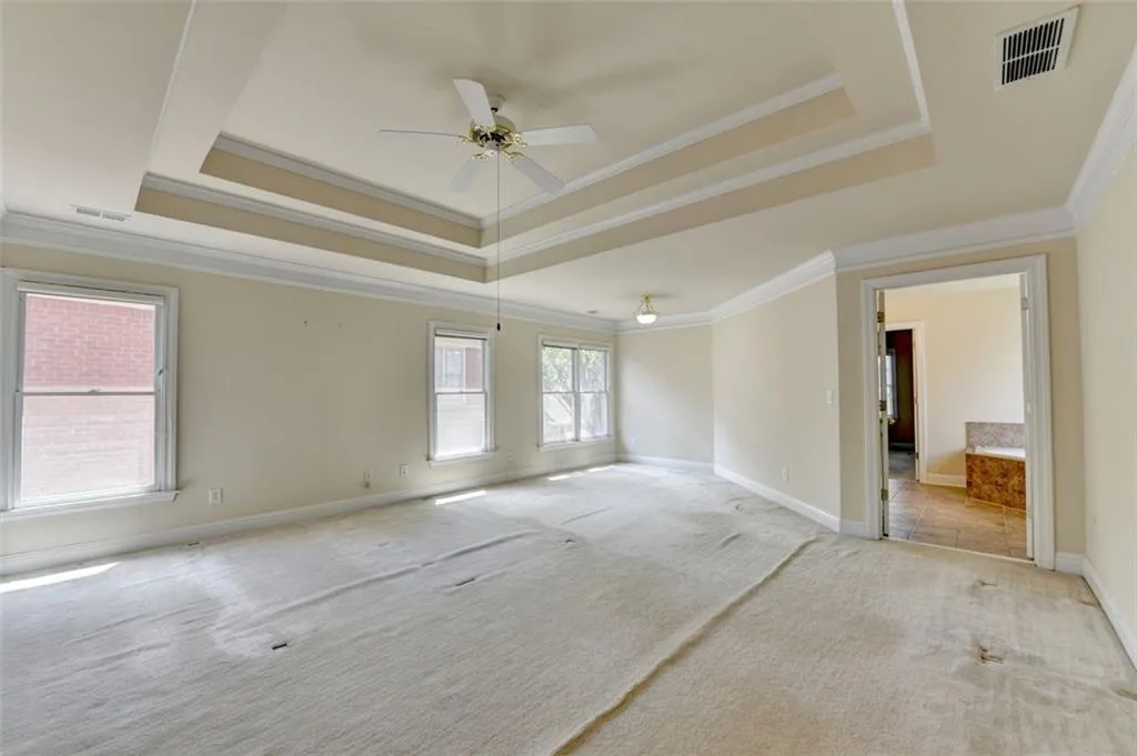 6350 Glen Oaks, Atlanta, Georgia 30328, 4 Bedrooms Bedrooms, ,4 BathroomsBathrooms,Residential,For Sale,6350 Glen Oaks,7632674